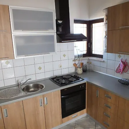 Lägenhet House Maris Bašanija