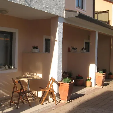 House Maris *